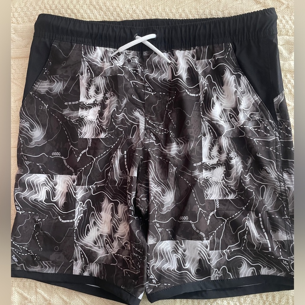 NWOT Lands’ End Boys Swim Trunks